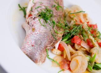 Рецепты фаршированной в духовке рыбы с разными начинками